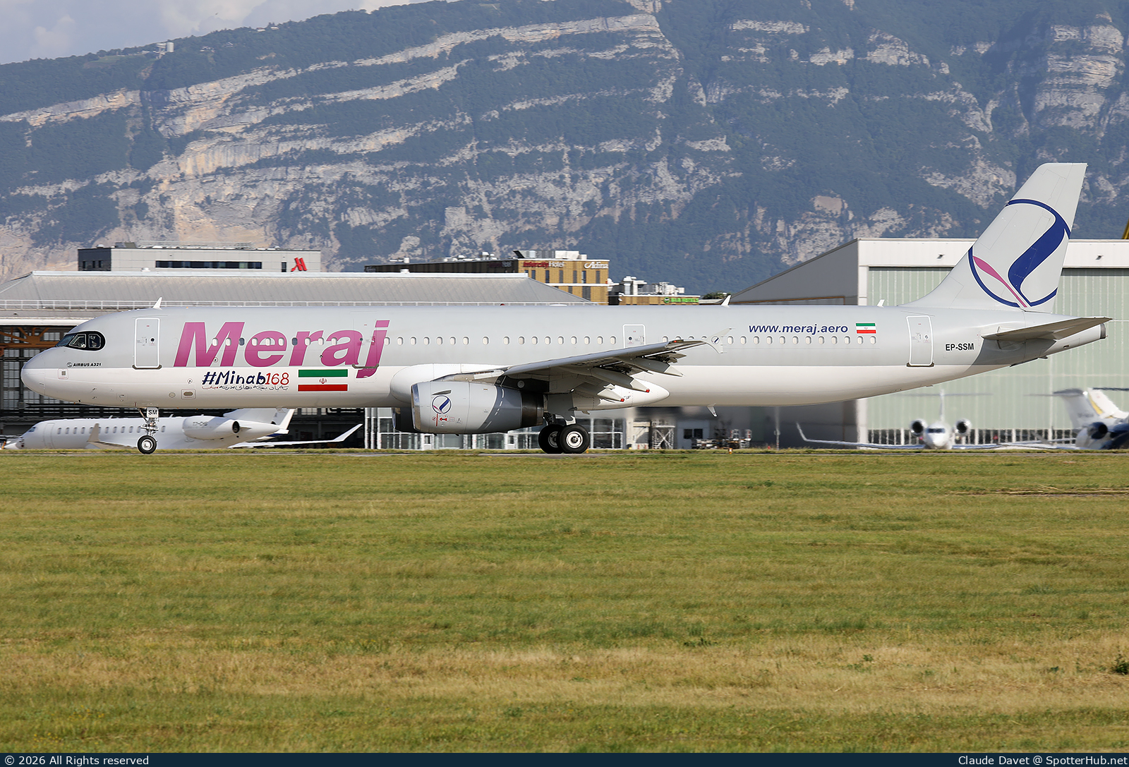 Photo of EP-SSM - Airbus A321-231 operated by Meraj Airlines