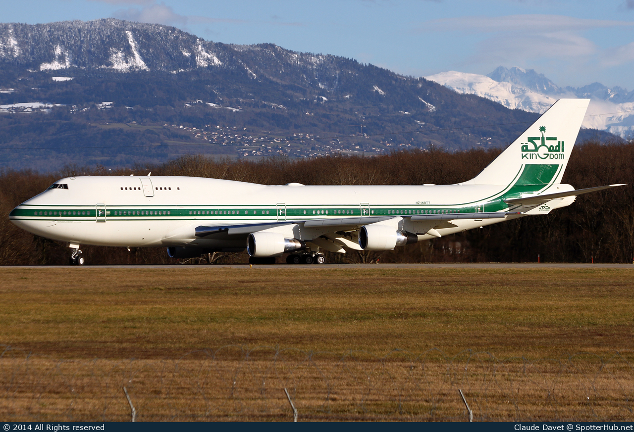 Photo of HZ-WBT7 - Boeing 747-4J6 operated by Kingdom Holding Company