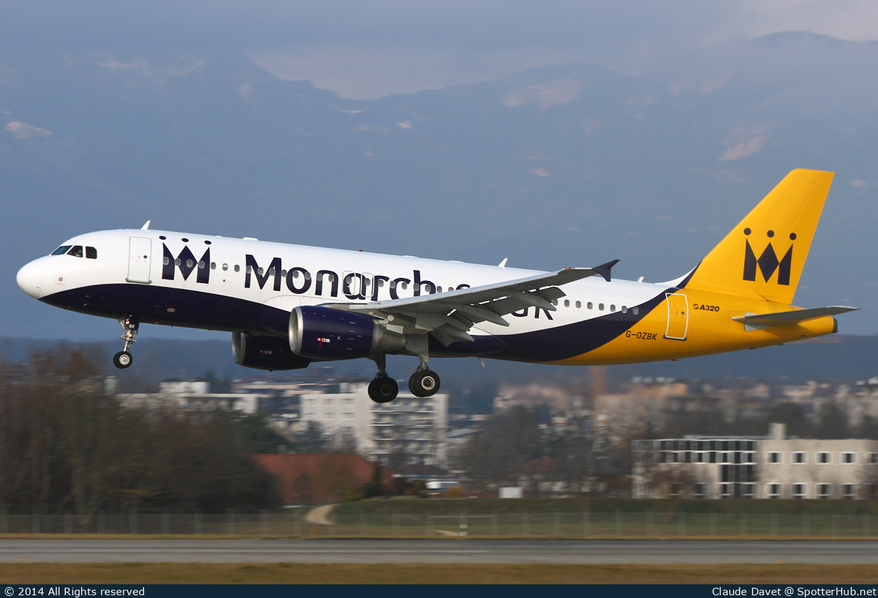 Photo of G-OZBK - Airbus A320-214 operated by Monarch Airlines