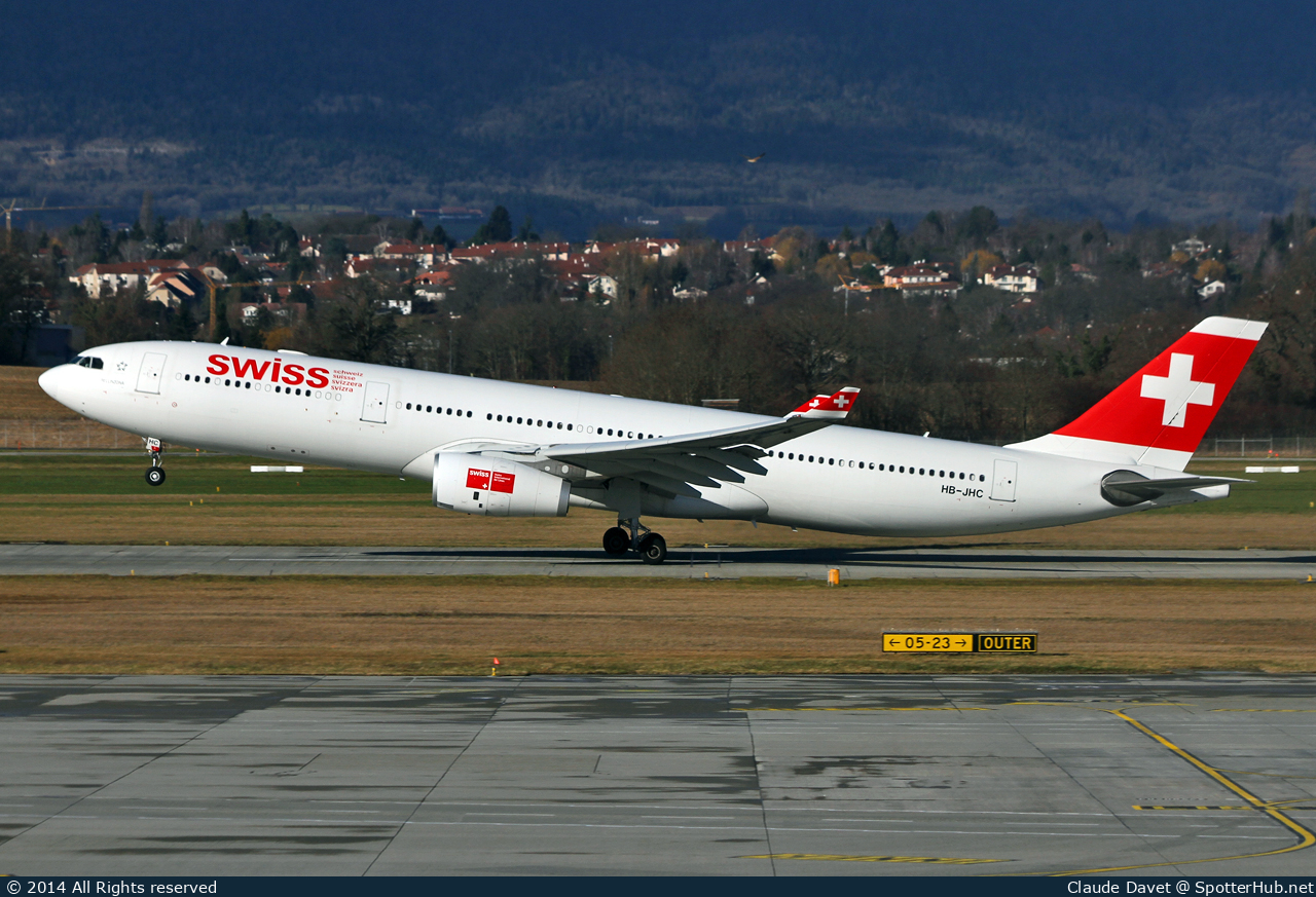 Photo of HB-JHC - Airbus A330-343 operated by Swiss International Air Lines