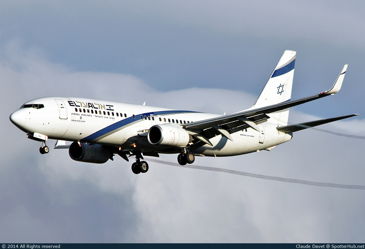 Photo of 4X-EKA - Boeing 737-858 operated by El Al Israel Airlines