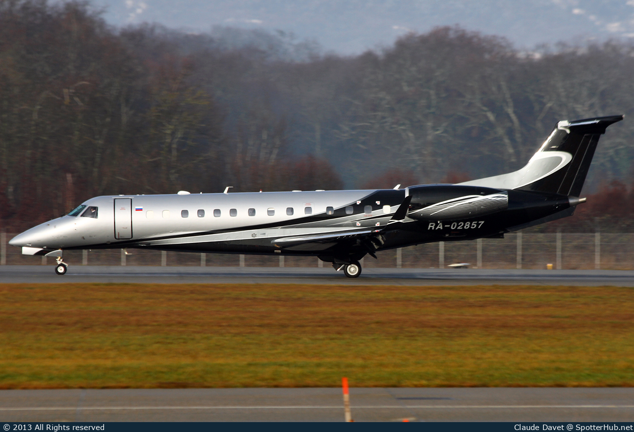 Photo of RA-02857 - Embraer Legacy 600 operated by RusJet