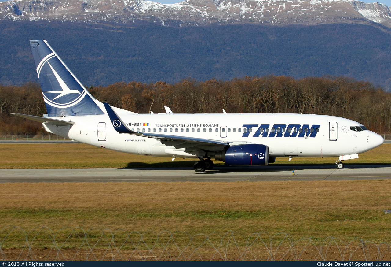 Photo of YR-BGI - Boeing 737-78J operated by Tarom - Romanian Air Transport