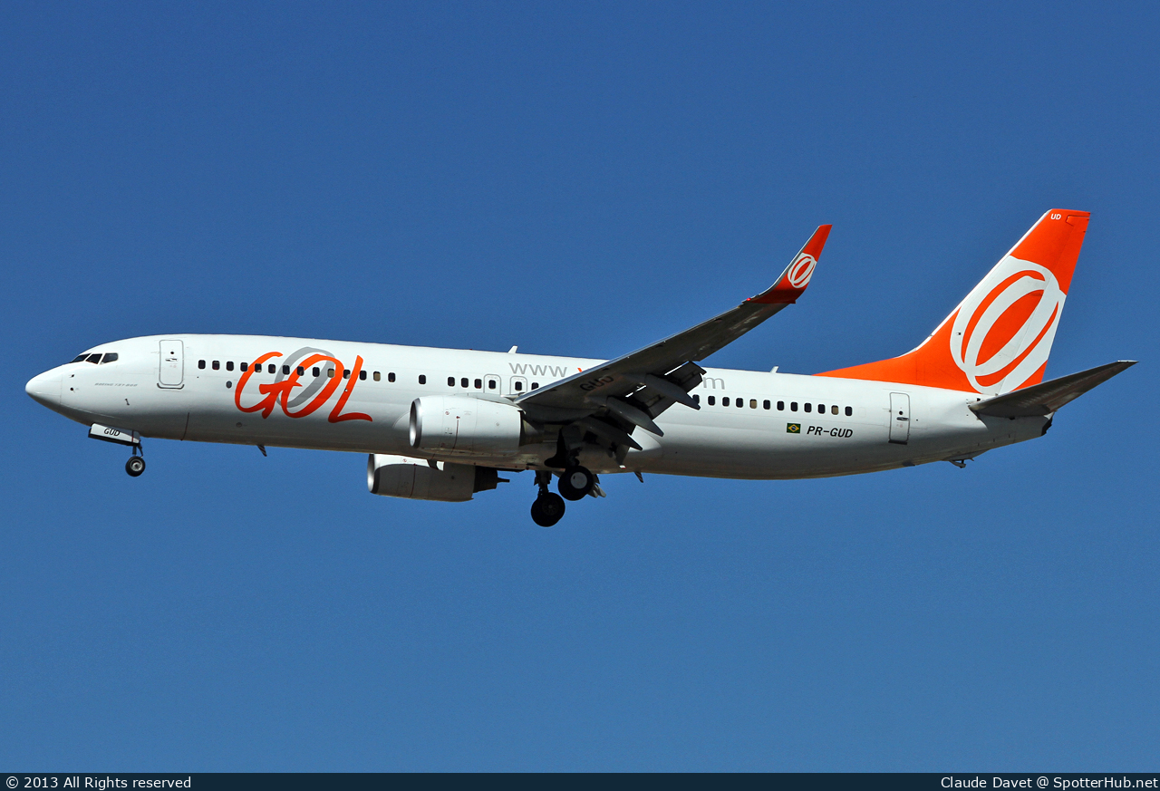 Photo of PR-GUD - Boeing 737-8EH operated by GOL Linhas Aéreas
