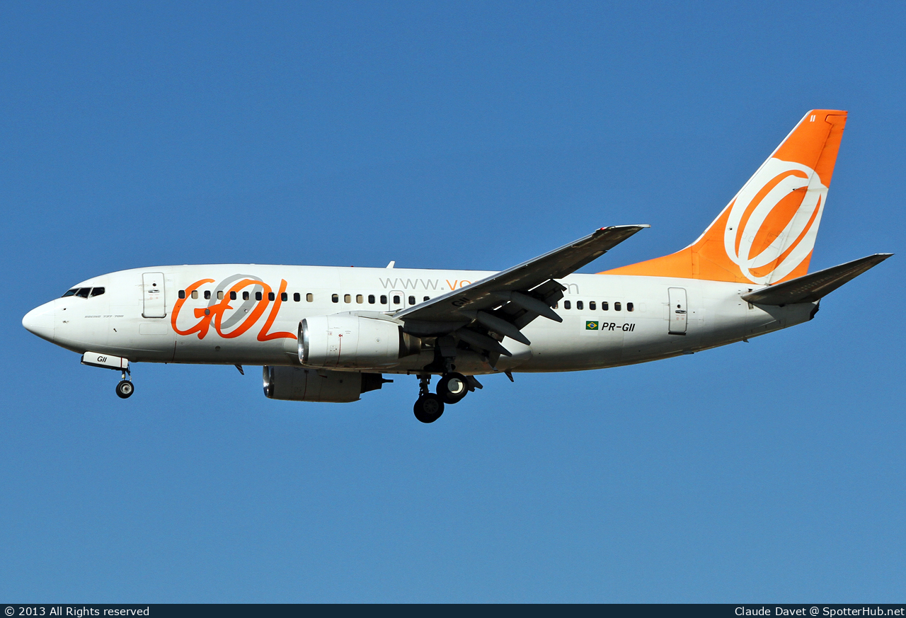 Photo of PR-GII - Boeing 737-7L9 operated by GOL Linhas Aéreas