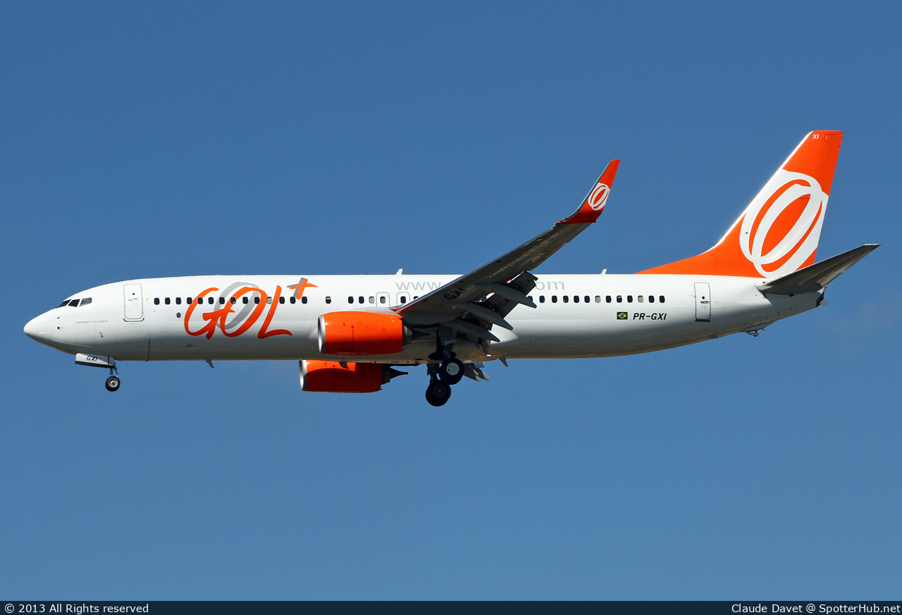 Photo of PR-GXI - Boeing 737-8EH operated by GOL Linhas Aéreas