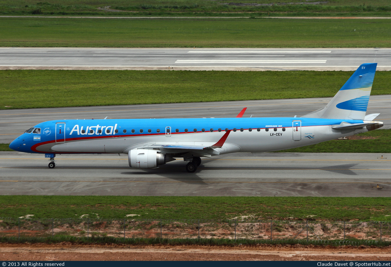 Photo of LV-CEV - Embraer ERJ-190AR operated by Austral Líneas Aéreas
