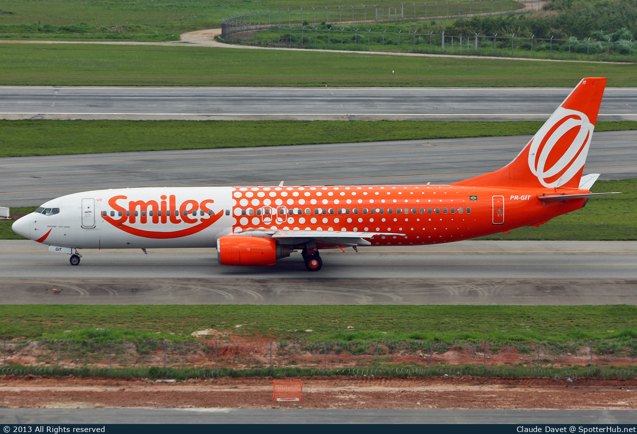 Photo of PR-GIT - Boeing 737-809 operated by GOL Linhas Aéreas