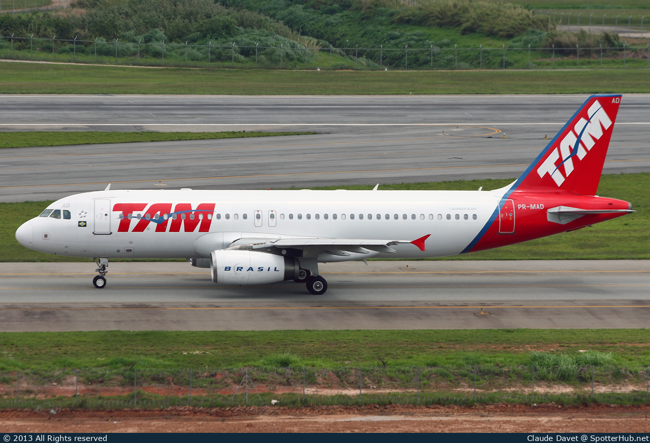 Photo of PR-MAD - Airbus A320-232 operated by TAM Linhas Aéreas