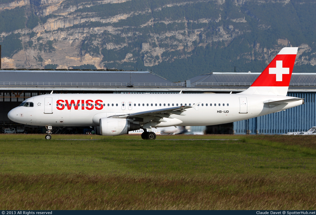 Photo of HB-IJD - Airbus A320-214 operated by Swiss International Air Lines