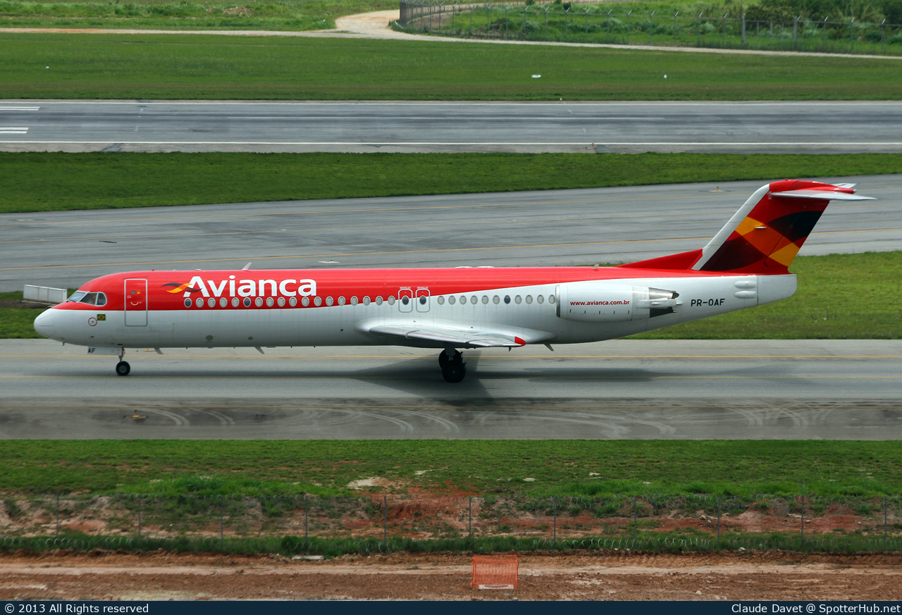 Photo of PR-OAF - Fokker 100 operated by Avianca Brasil