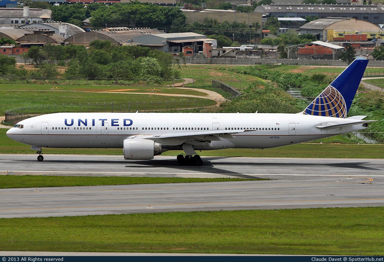 Photo of N771UA - Boeing 777-222 operated by United Airlines