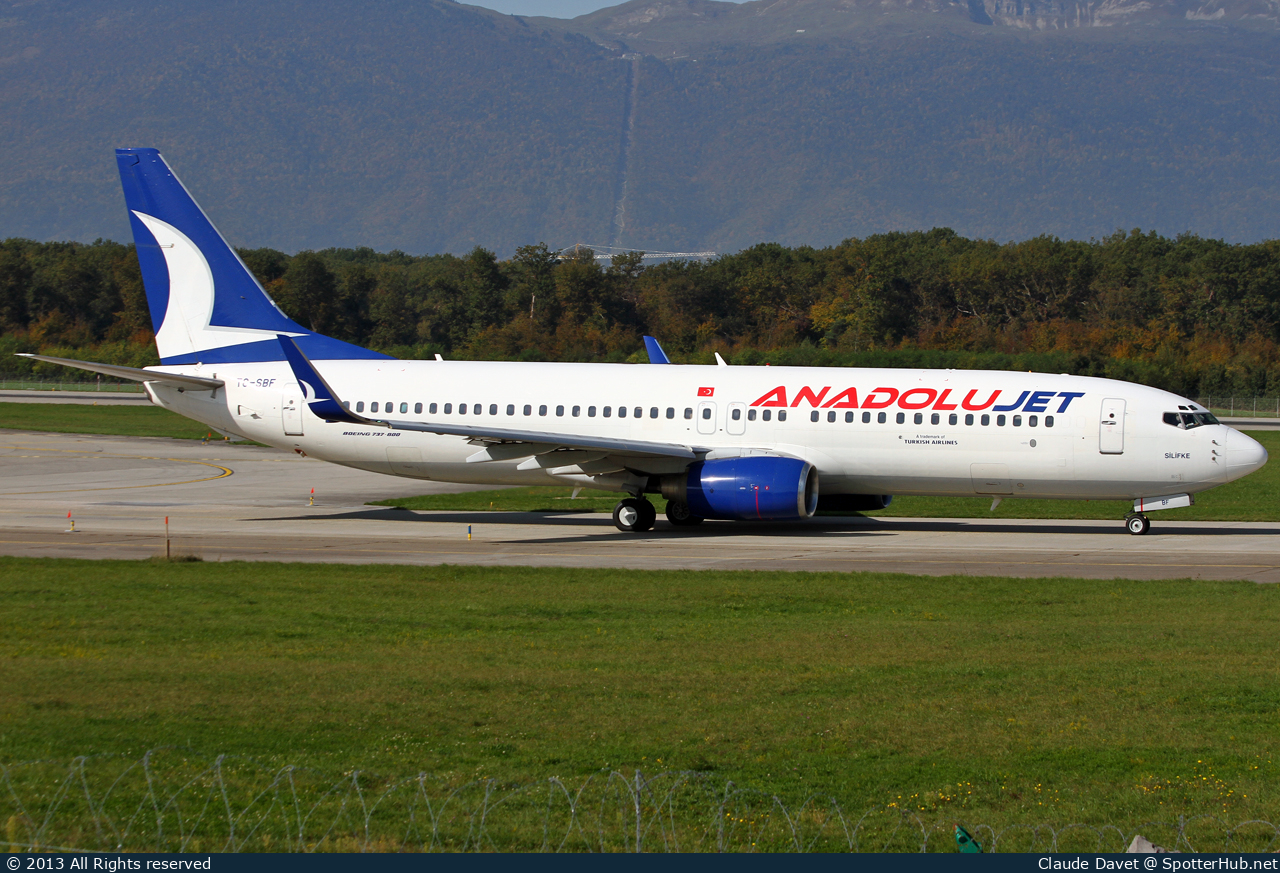 Photo of TC-SBF - Boeing 737-86Q operated by AnadoluJet (opb SunExpress)