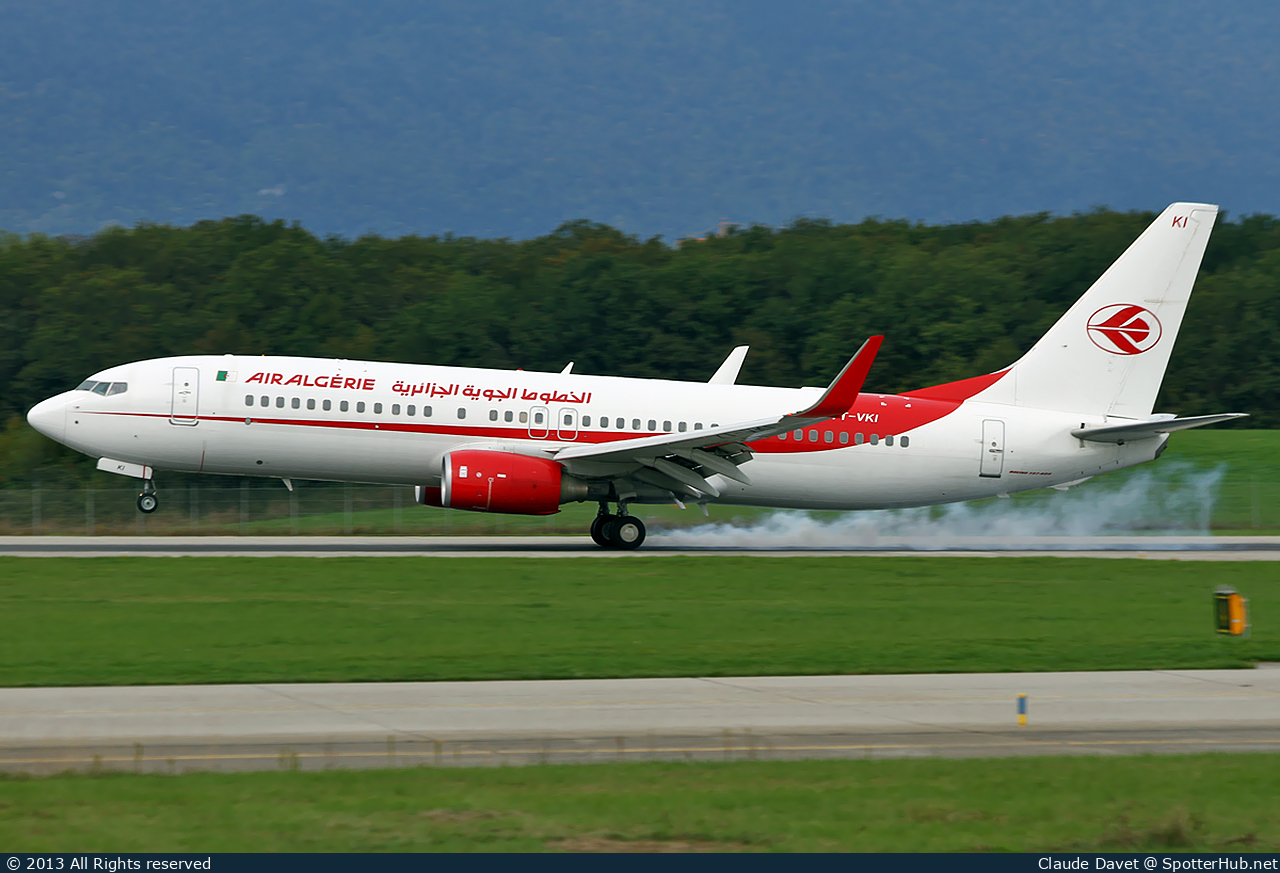 Photo of 7T-VKI - Boeing 737-8D6 operated by Air Algérie