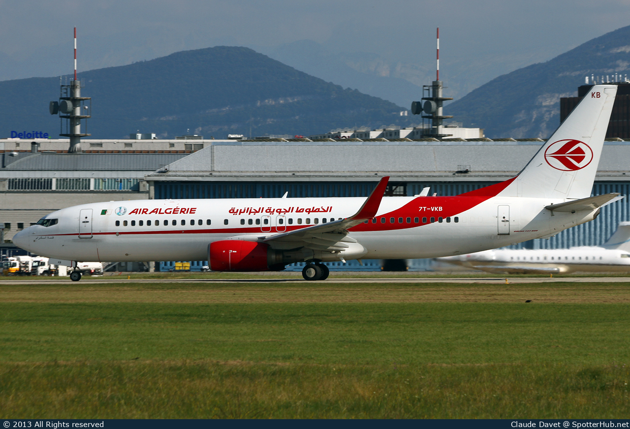 Photo of 7T-VKB - Boeing 737-8D6 operated by Air Algérie