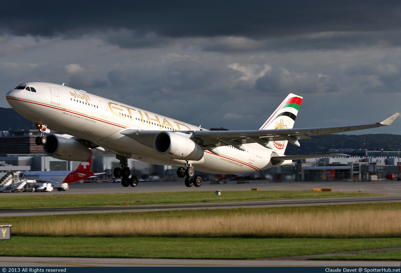 Photo of A6-EYR - Airbus A330-243 operated by Etihad Airways