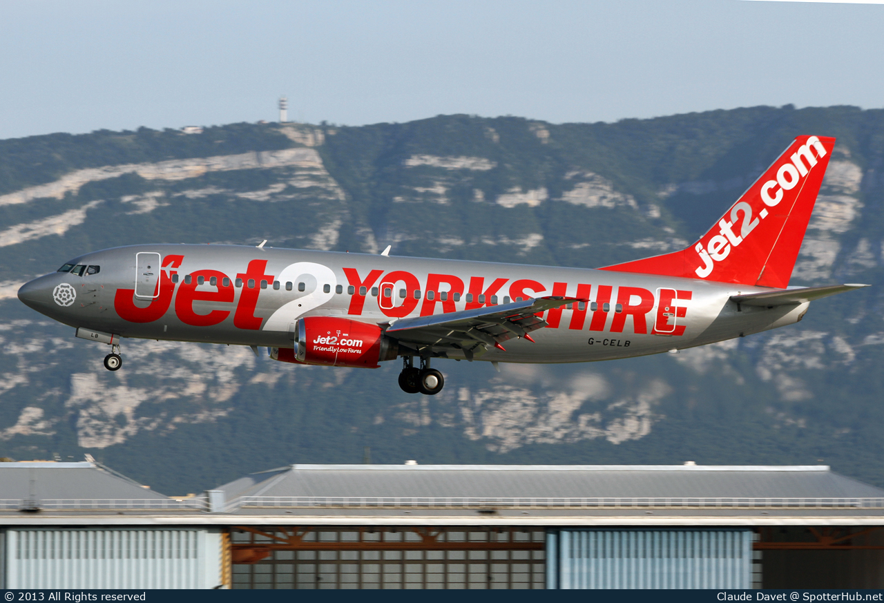 Photo of G-CELB - Boeing 737-377 operated by Jet2