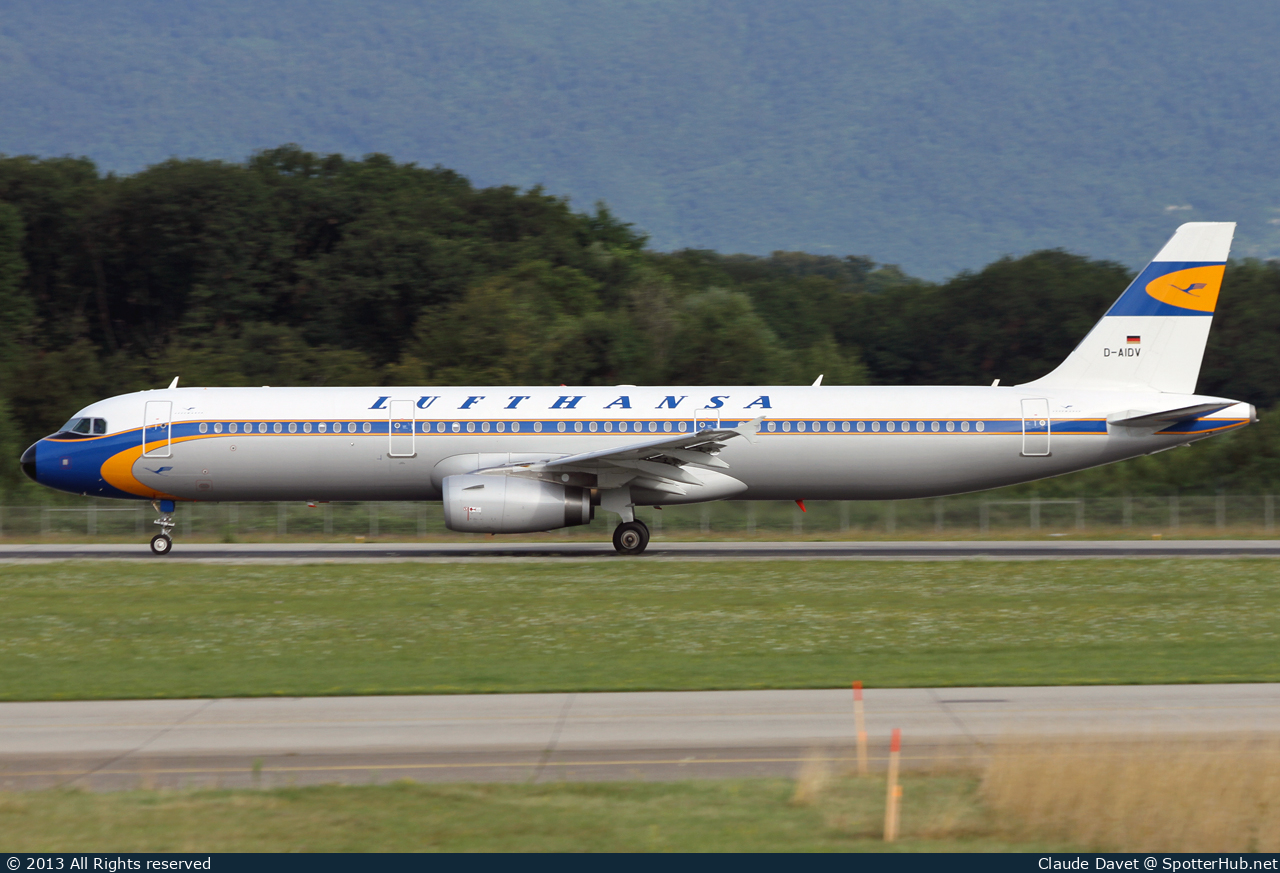 Photo of D-AIDV - Airbus A321-231 operated by Lufthansa