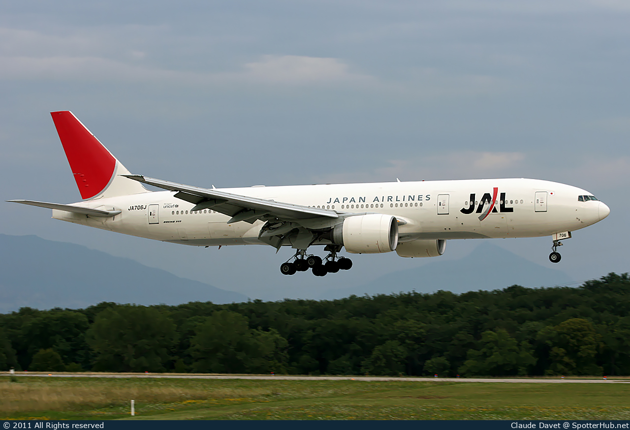 Photo of JA706J - Boeing 777-246(ER) operated by Japan Airlines