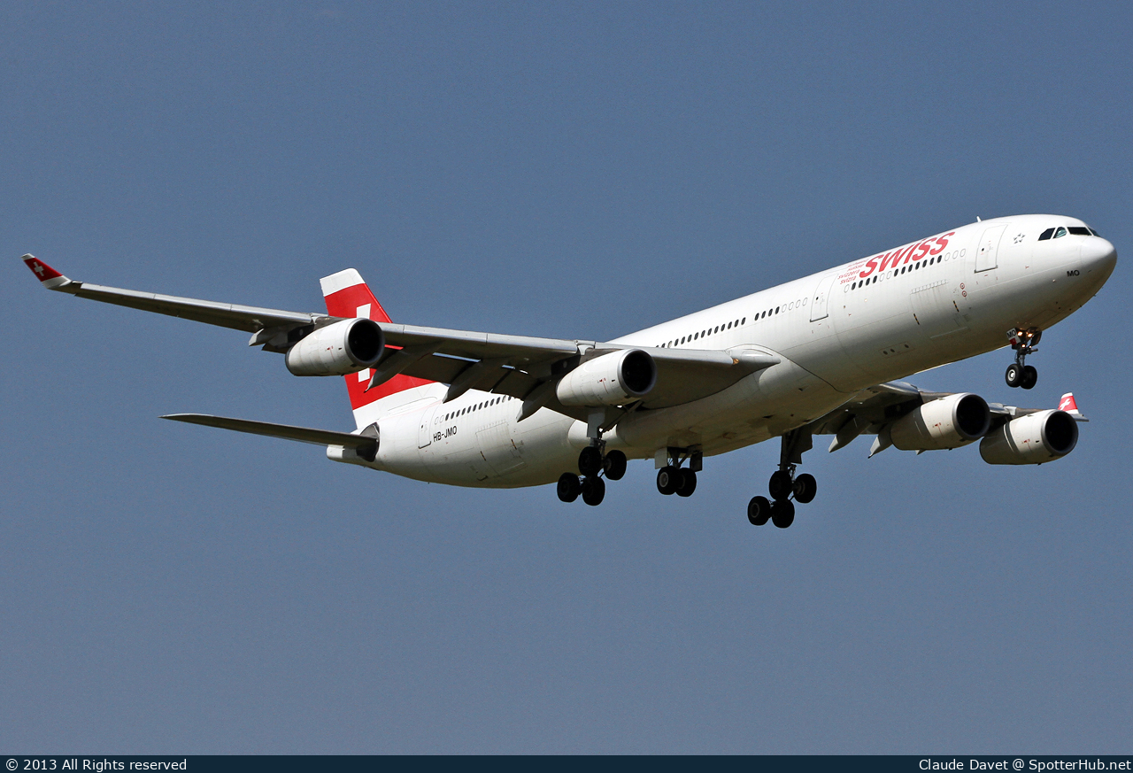 Photo of HB-JMO - Airbus A340-313 operated by Swiss International Air Lines