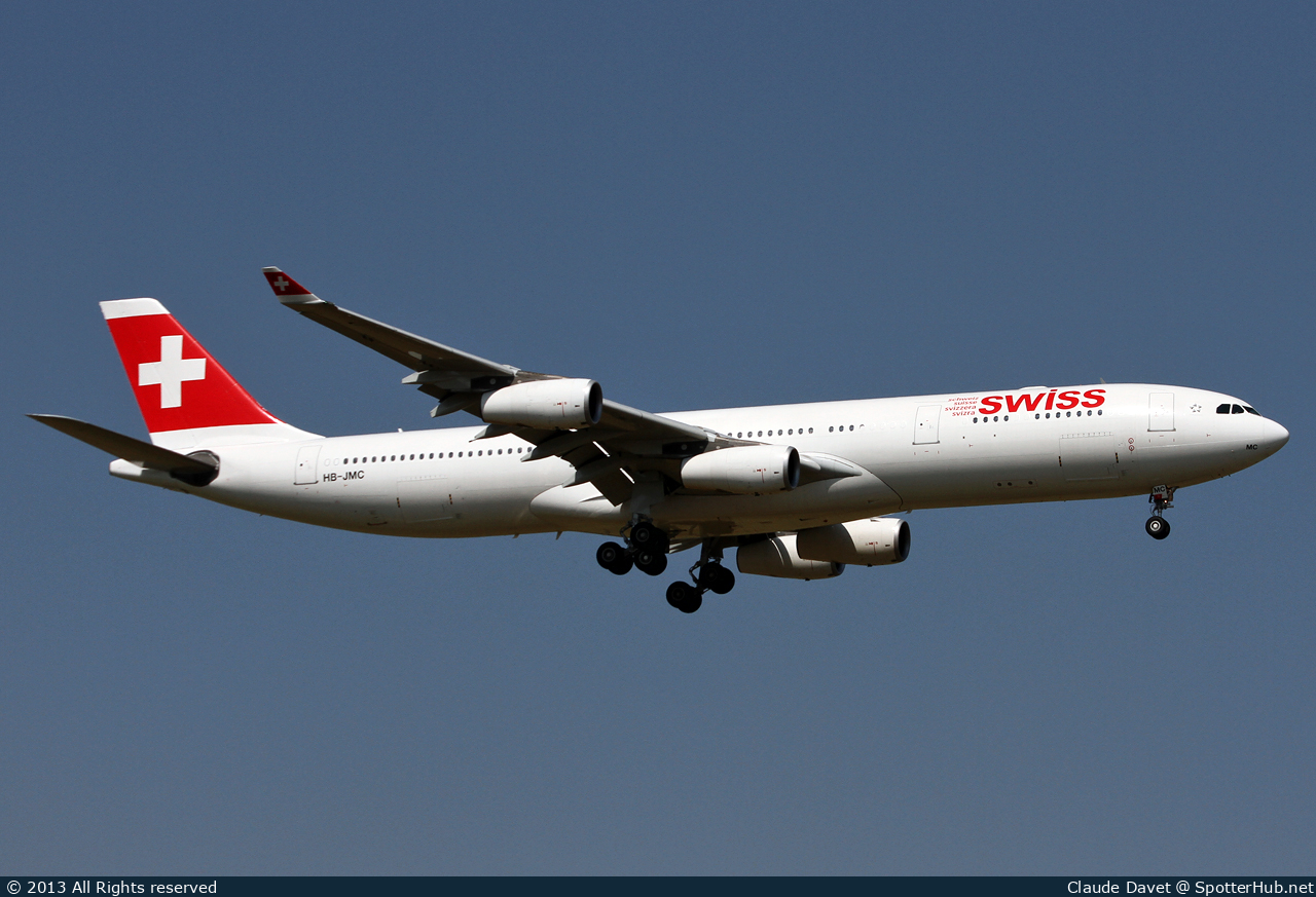Photo of HB-JMC - Airbus A340-313 operated by Swiss International Air Lines