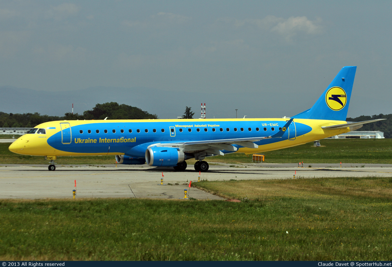Photo of UR-EMC - Embraer ERJ-190LR operated by Ukraine International Airlines
