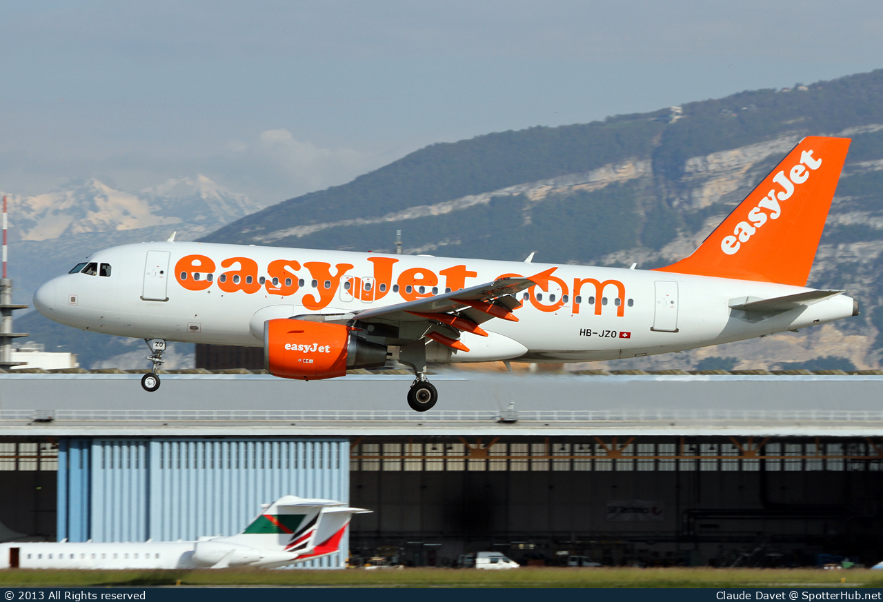 Photo of HB-JZO - Airbus A319-111 operated by easyJet Switzerland