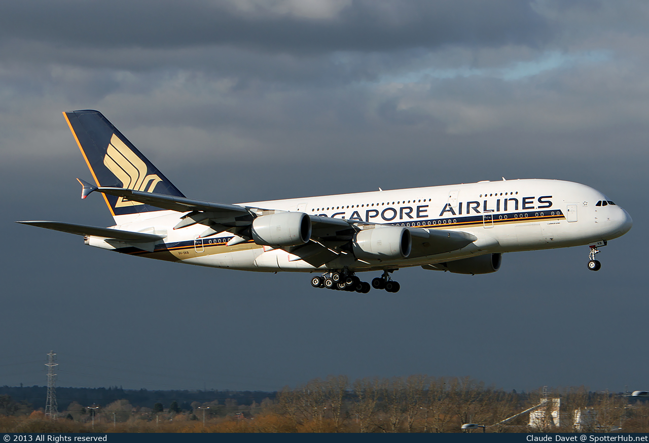 Photo of 9V-SKB - Airbus A380-841 operated by Singapore Airlines