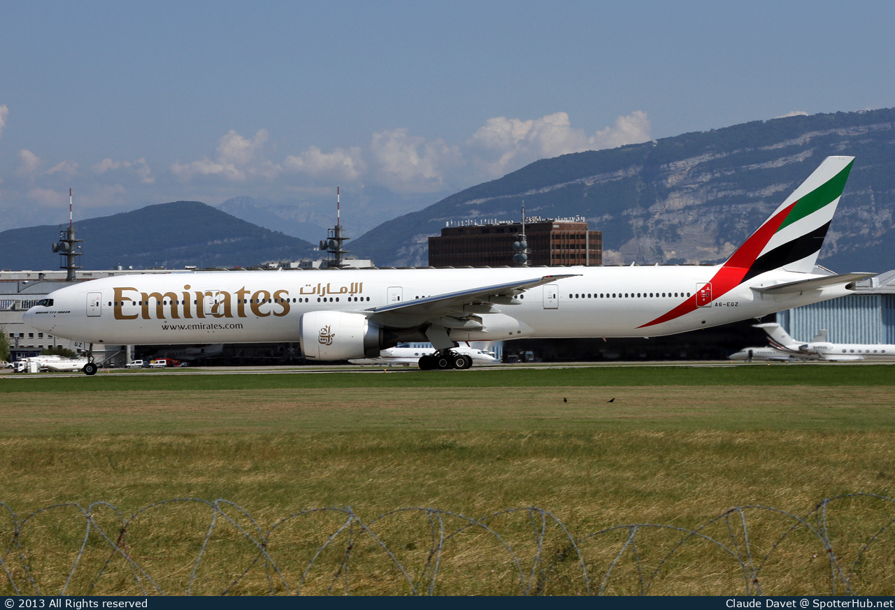 Photo of A6-EGZ - Boeing 777-31H(ER) operated by Emirates