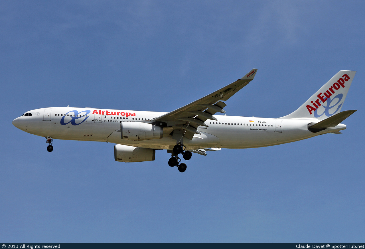 Photo of EC-LMN - Airbus A330-243 operated by Air Europa