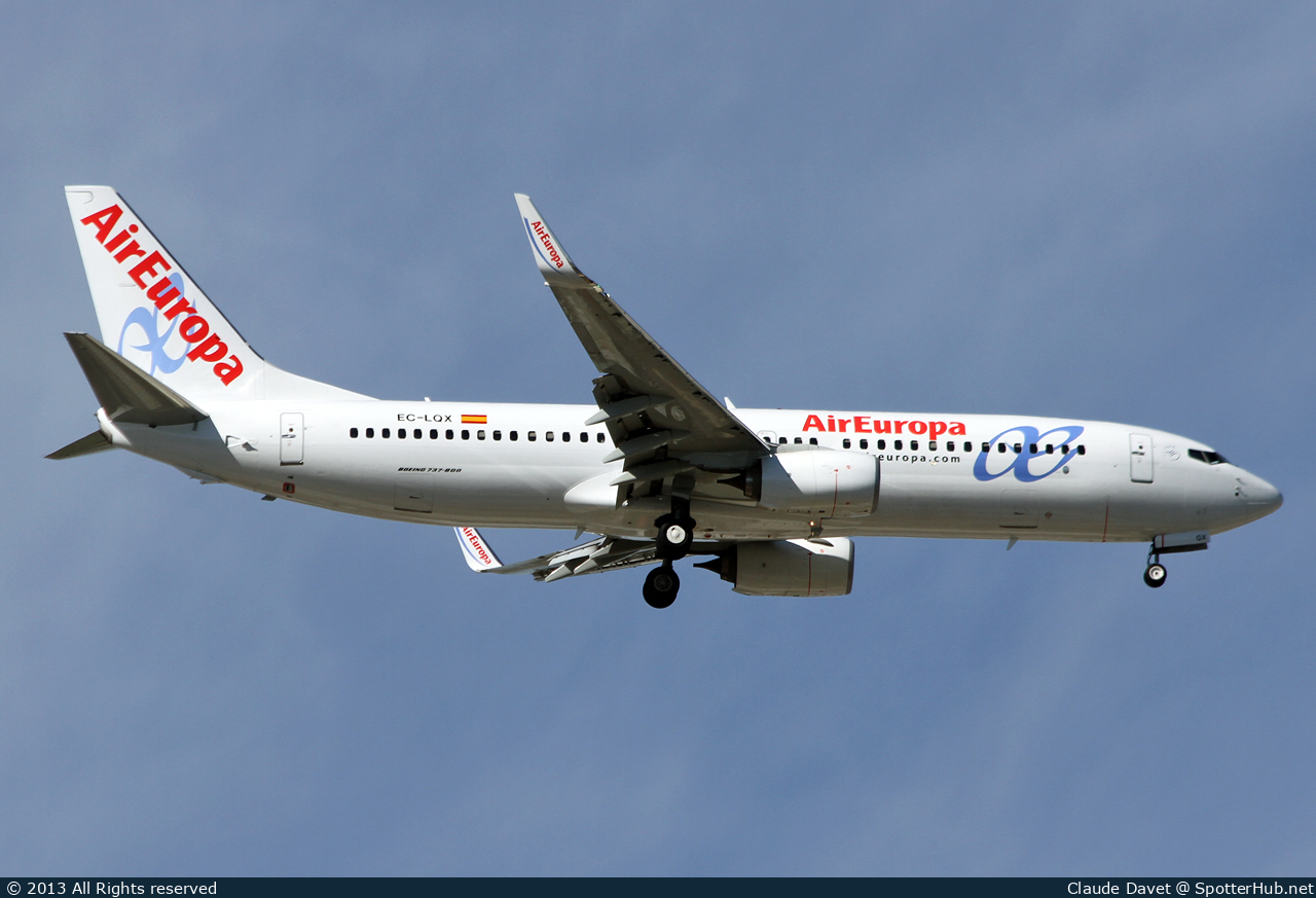 Photo of EC-LQX - Boeing 737-85P operated by Air Europa
