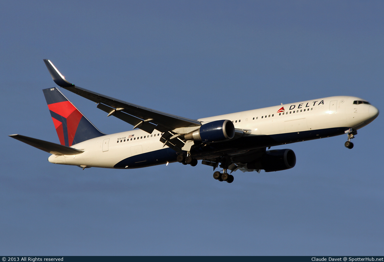 Photo of N1613B - Boeing 767-332(ER) operated by Delta Air Lines