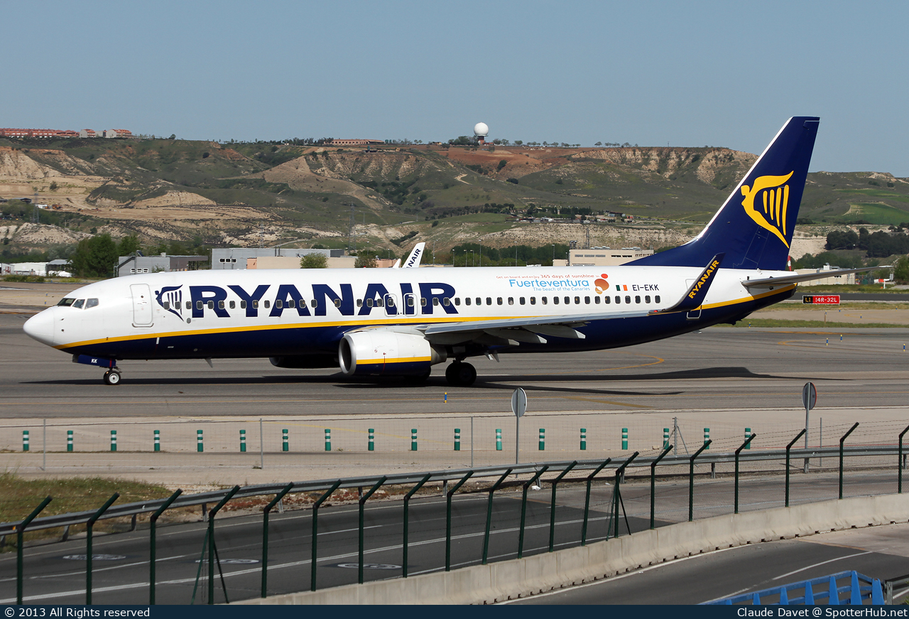 Photo of EI-EKK - Boeing 737-8AS operated by Ryanair