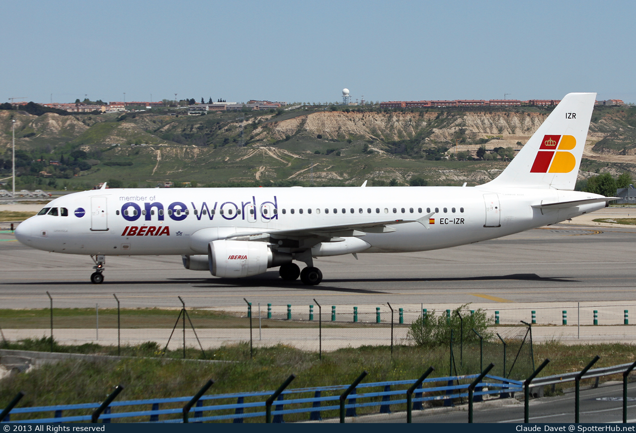 Photo of EC-IZR - Airbus A320-214 operated by Iberia