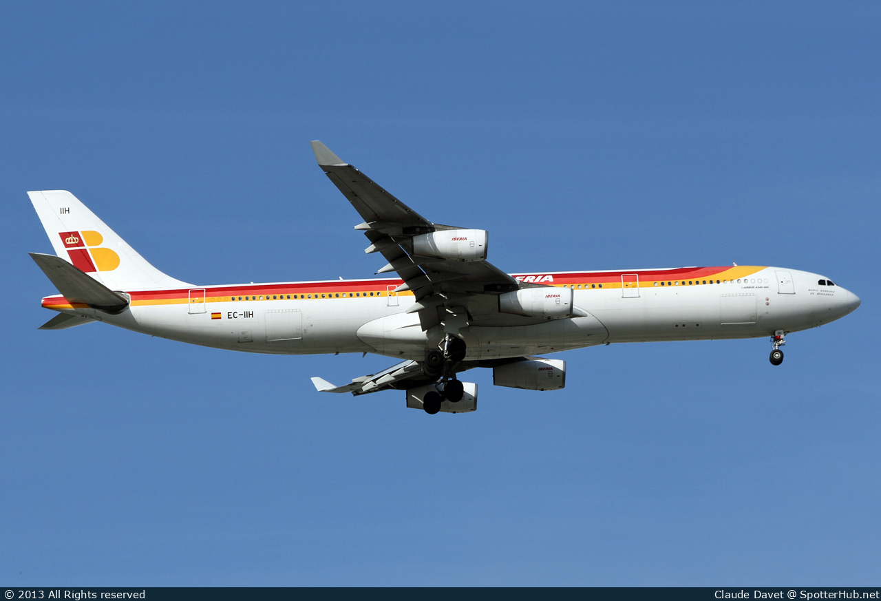 Photo of EC-IIH - Airbus A340-313 operated by Iberia