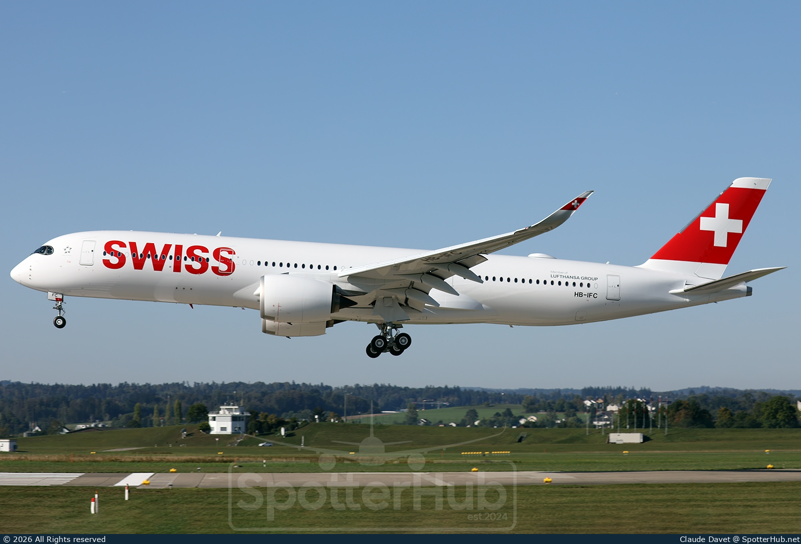 Photo of HB-IFC - Airbus A350-941 operated by Swiss International Air Lines
