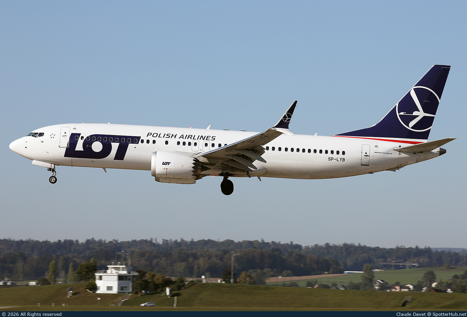 Photo of SP-LYB - Boeing 737 MAX 8 operated by LOT Polish Airlines