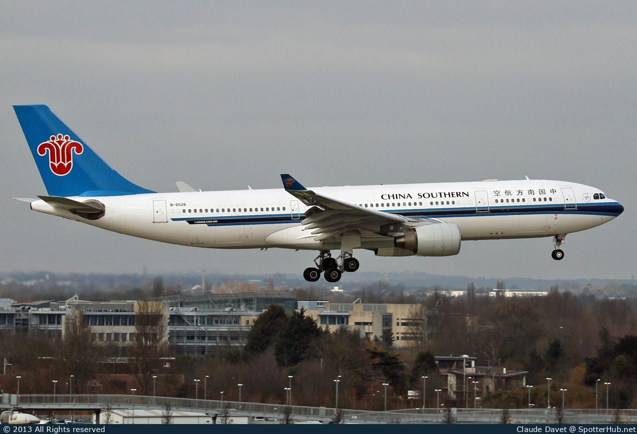 Photo of B-6526 - Airbus A330-223 operated by China Southern Airlines