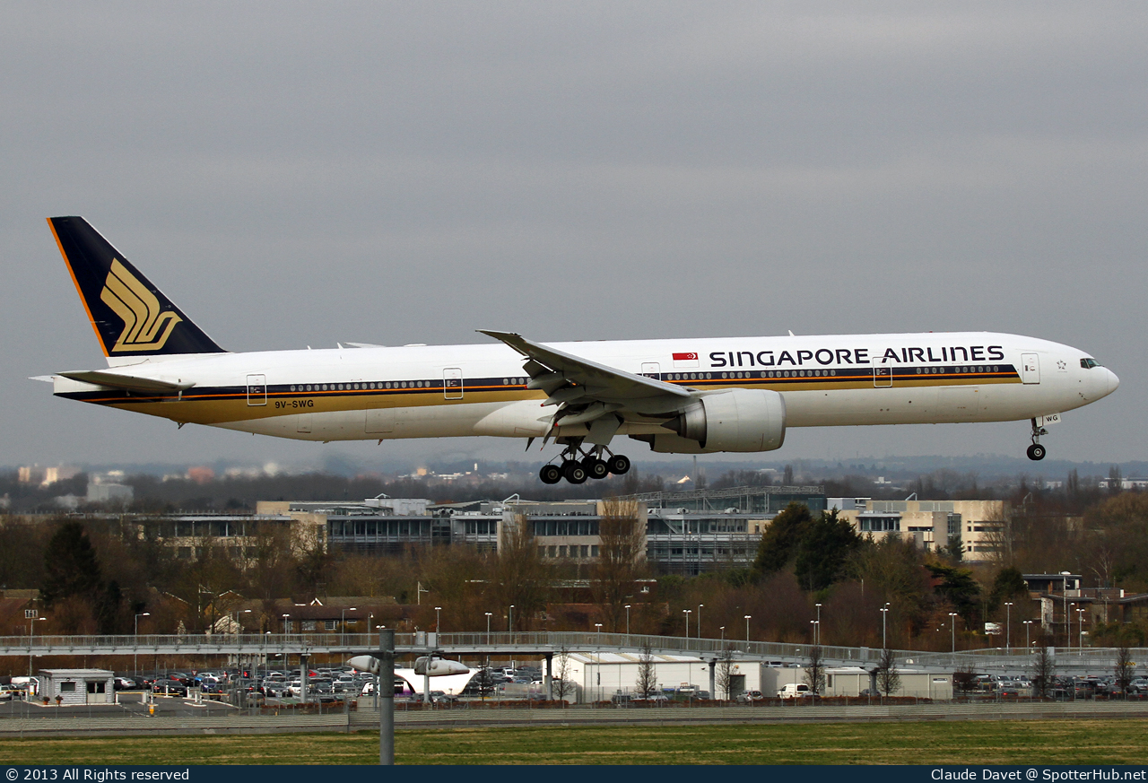 Photo of 9V-SWG - Boeing 777-312(ER) operated by Singapore Airlines