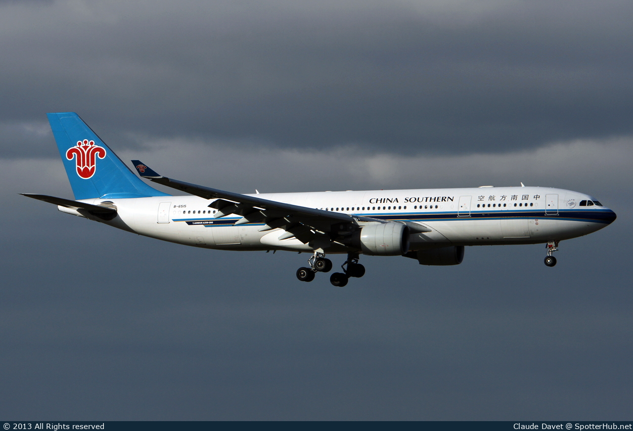 Photo of B-6515 - Airbus A330-223 operated by China Southern Airlines