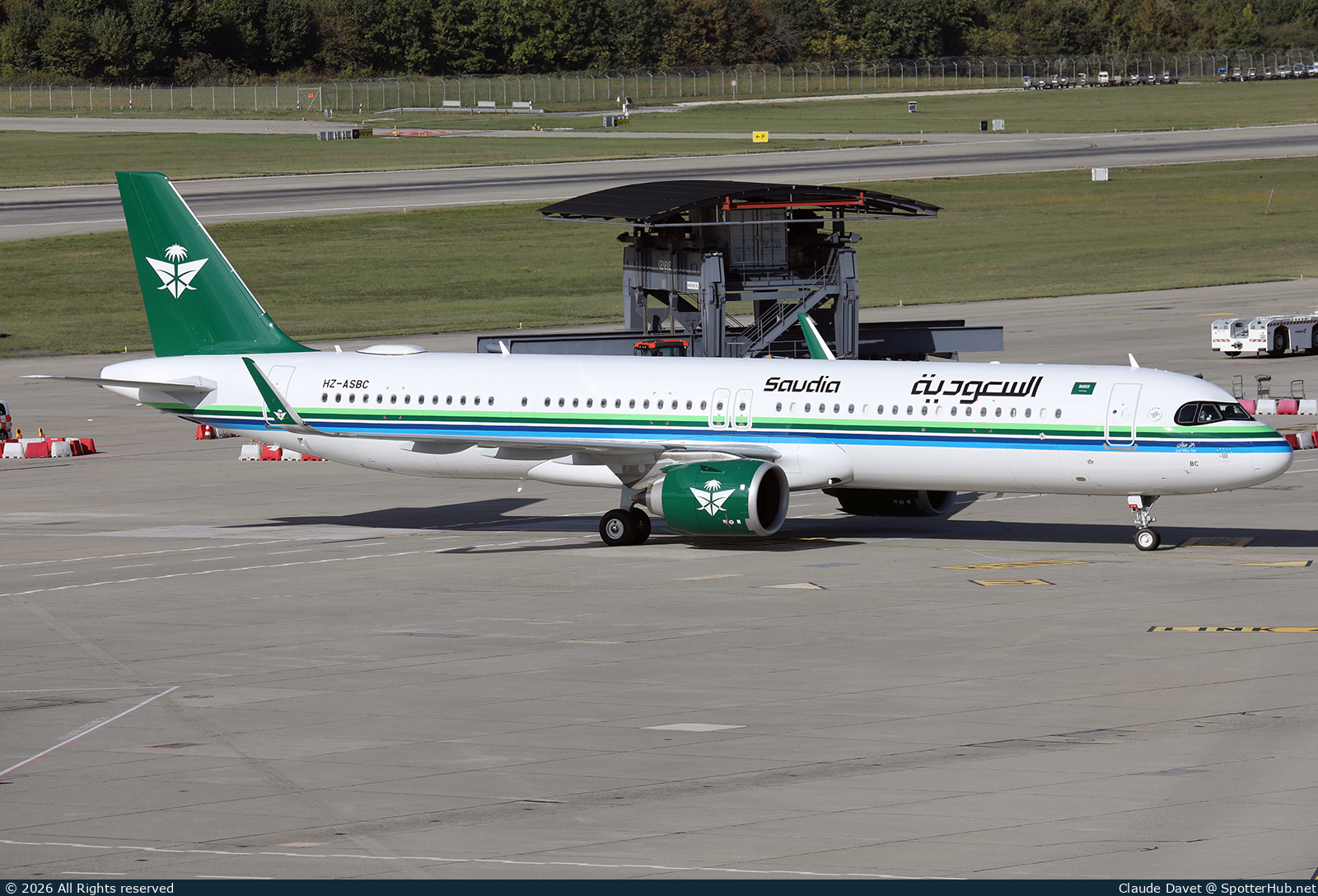 Photo of HZ-ASBC - Airbus A321-253NY operated by Saudia