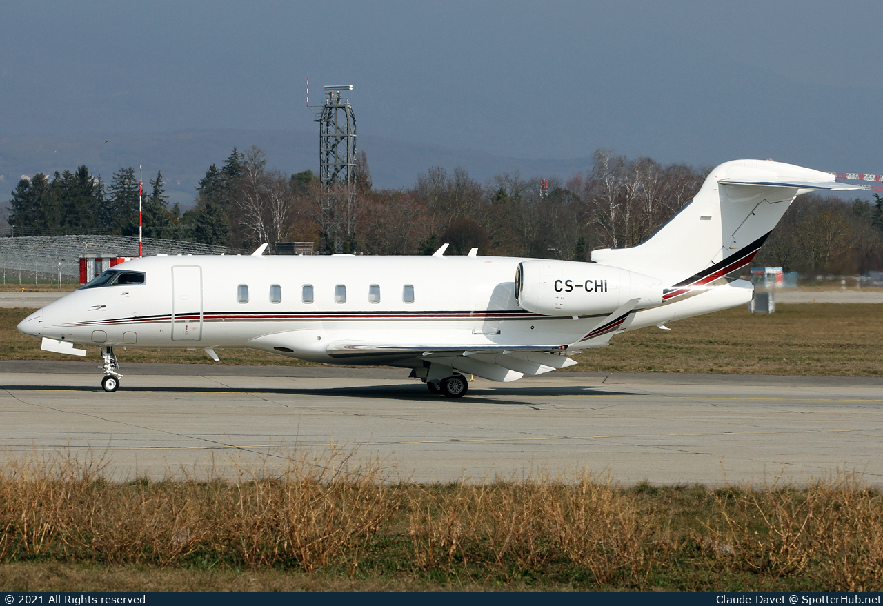 Photo of CS-CHI - Bombardier Challenger 350 operated by NetJets Europe