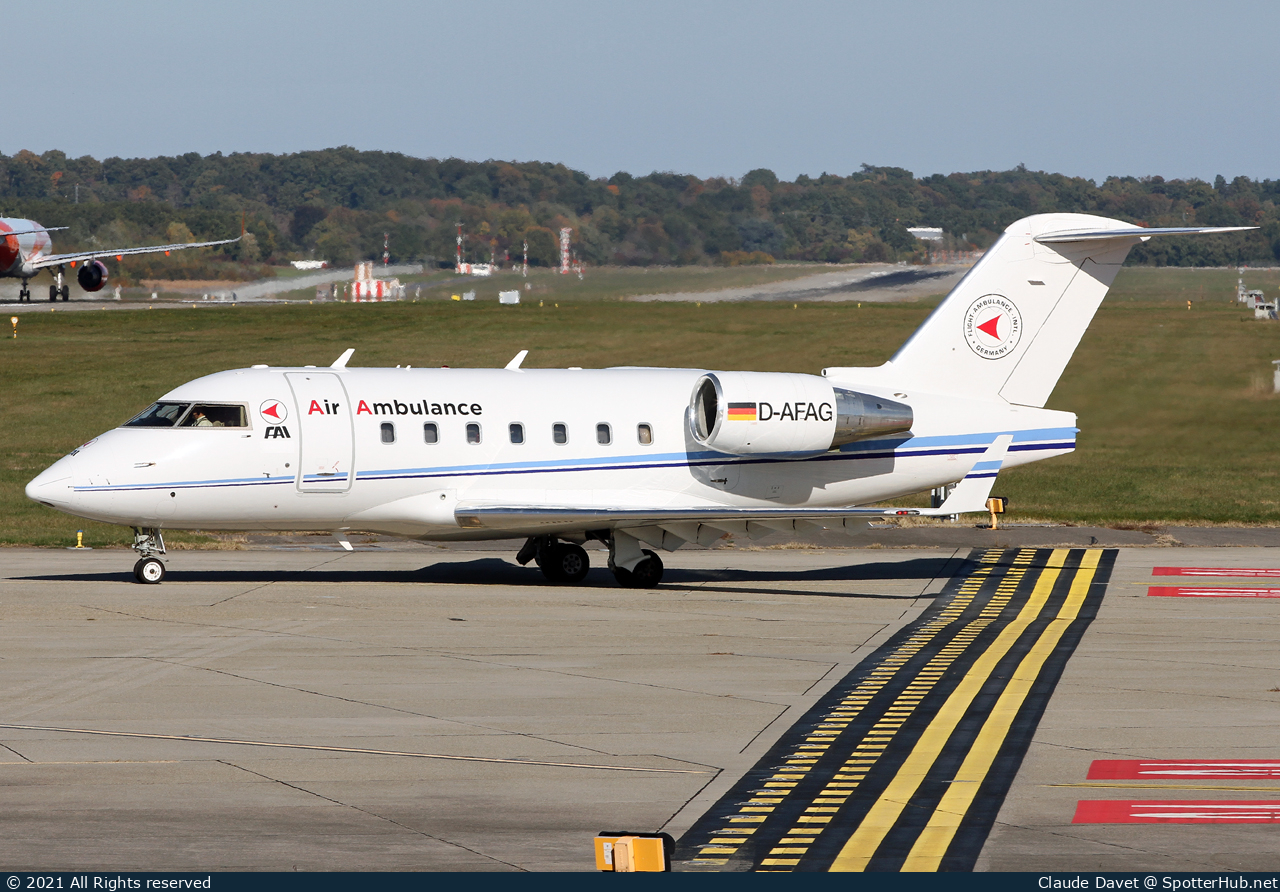 Photo of D-AFAG - Bombardier Challenger 604 operated by FAI Air Ambulance