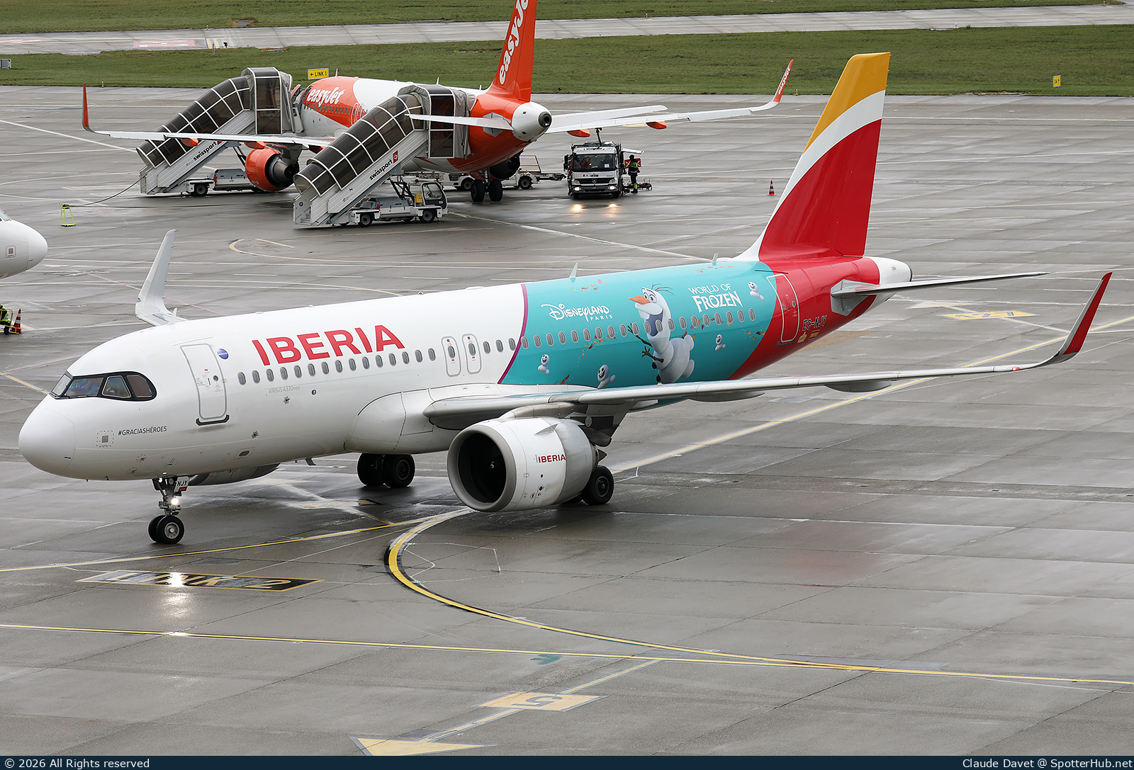 Photo of EC-NJY - Airbus A320-251N operated by Iberia