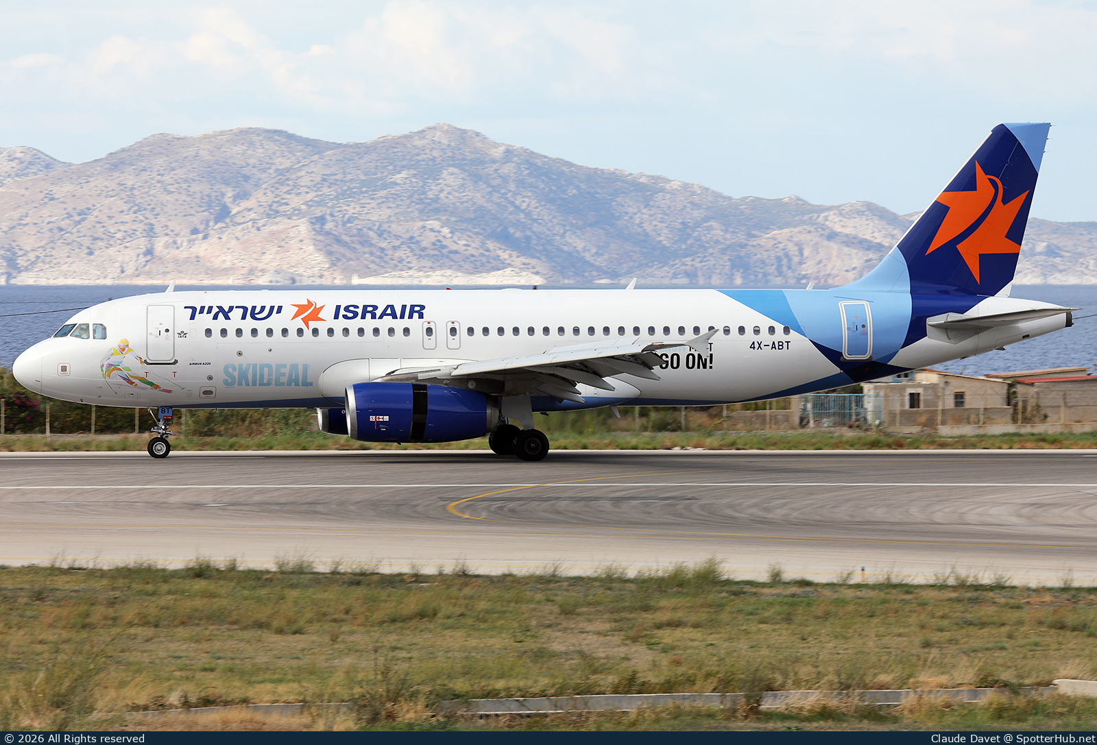 Photo of 4X-ABT - Airbus A320-232 operated by Israir