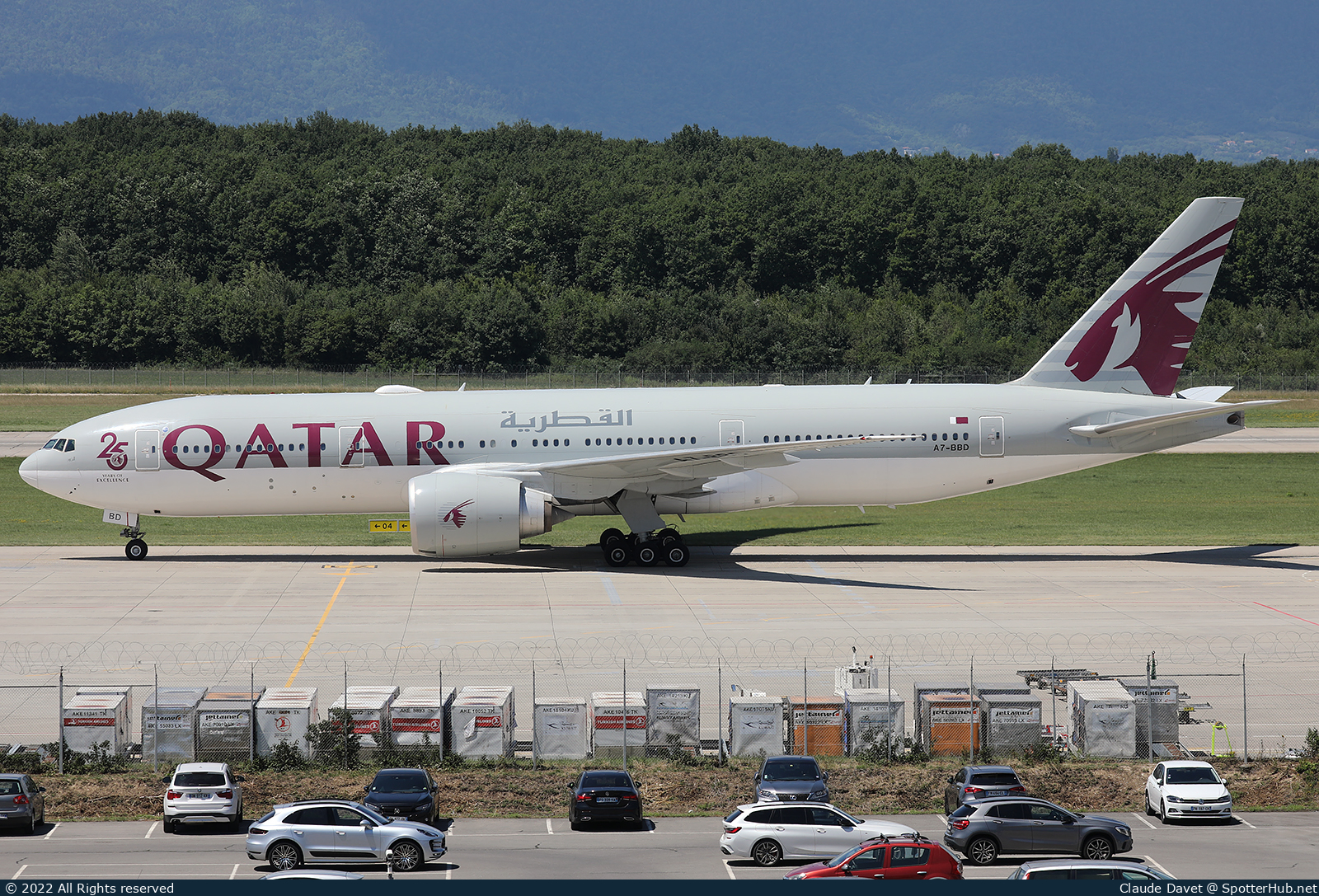 Photo of A7-BBD - Boeing 777-2DZ(LR) operated by Qatar Airways