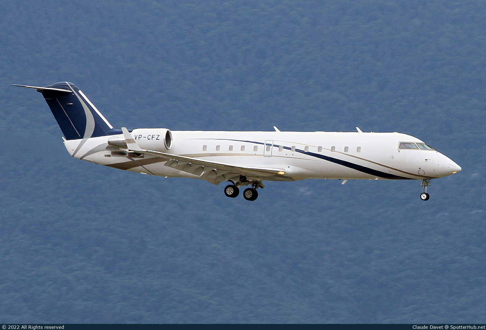 Photo of VP-CFZ - Bombardier Challenger 850 operated by Private