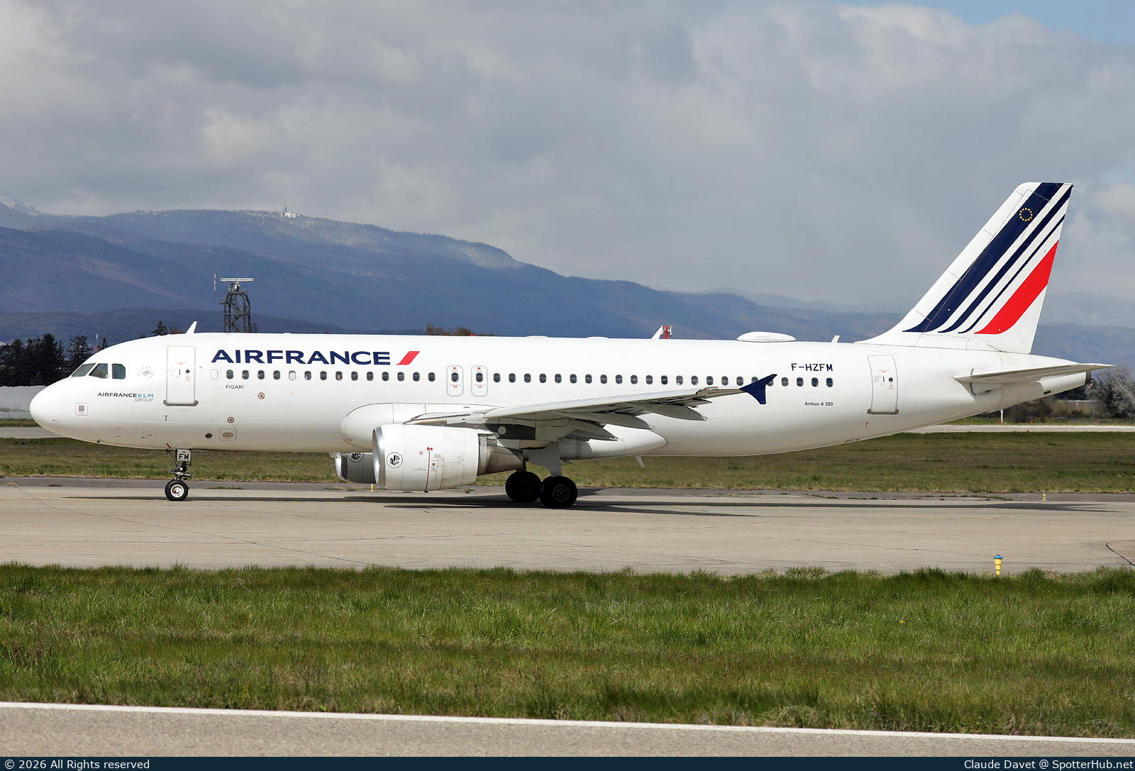 Photo of F-HZFM - Airbus A320-216 operated by Air France
