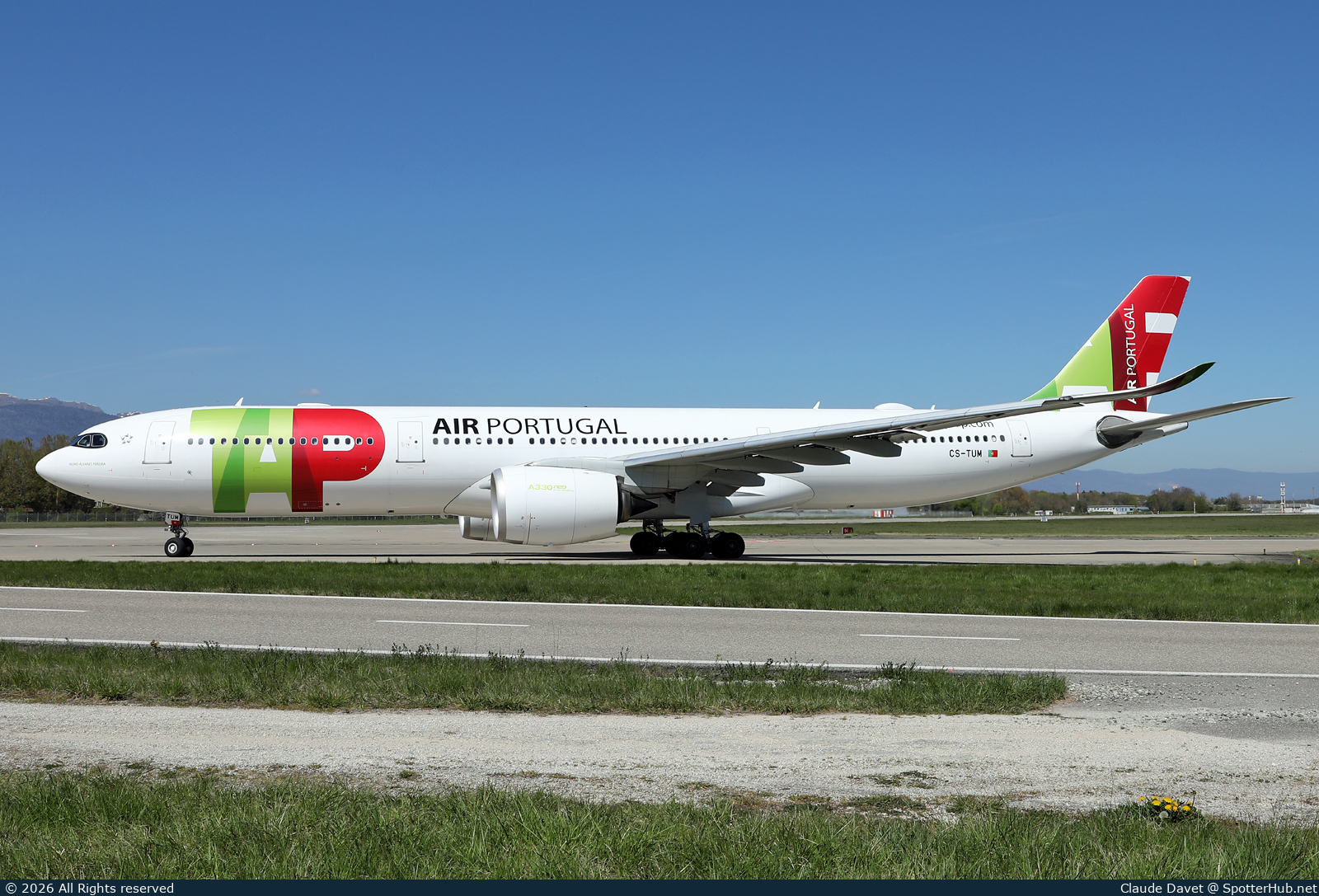 Photo of CS-TUM - Airbus A330-941 operated by TAP Air Portugal