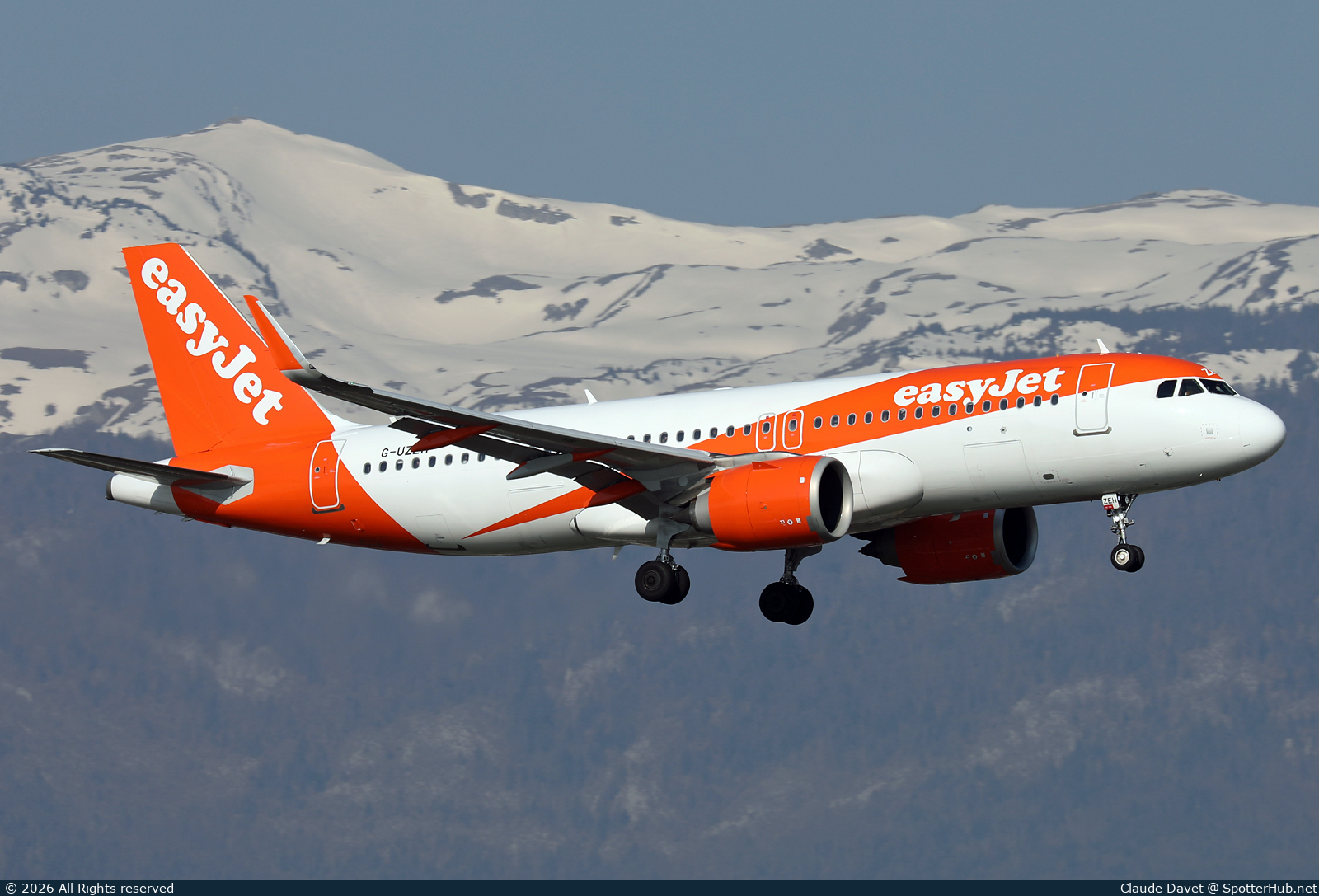 Photo of G-UZEH - Airbus A320-251N operated by easyJet